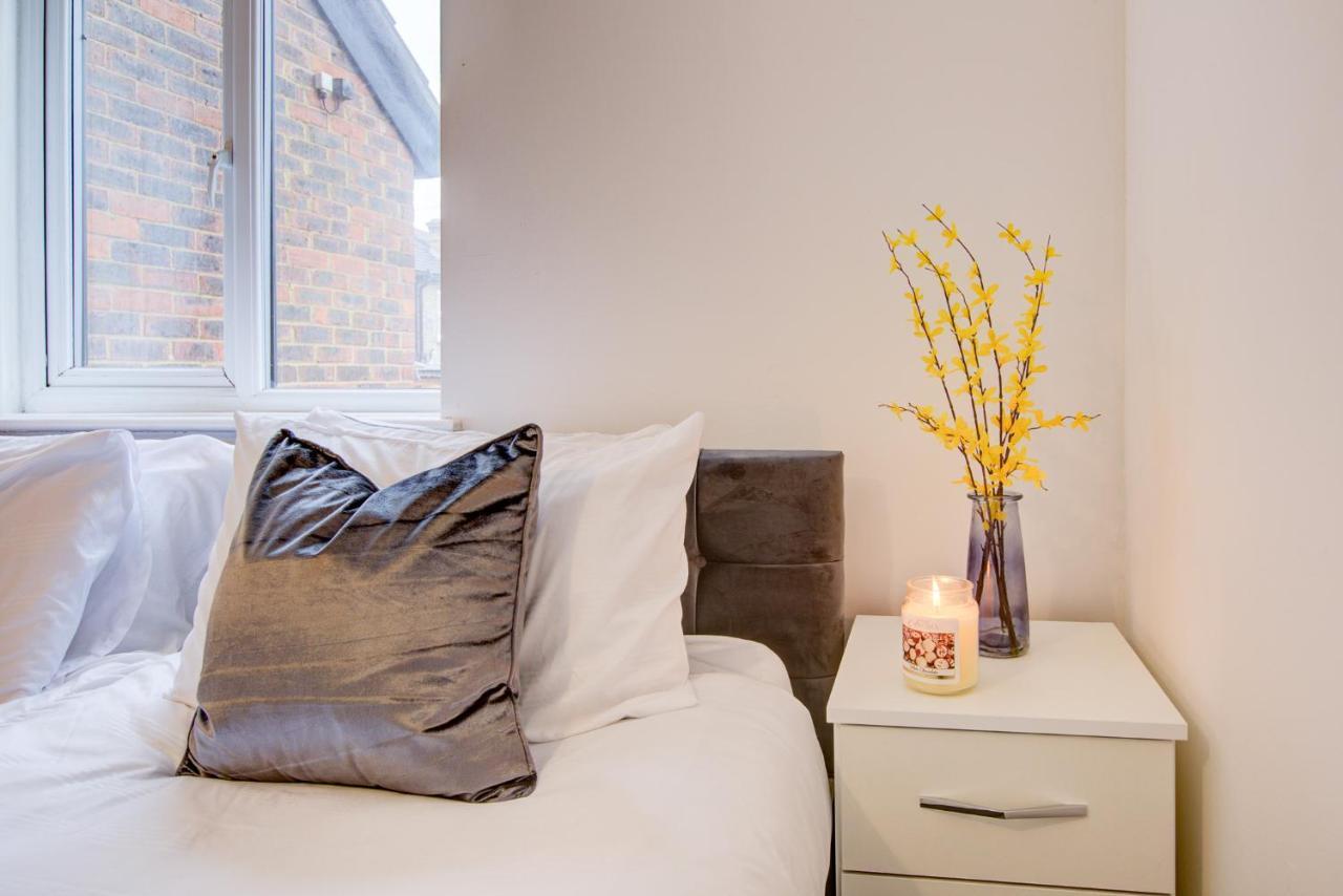 Spacious Urban Apartment In Croydon Eksteriør bilde