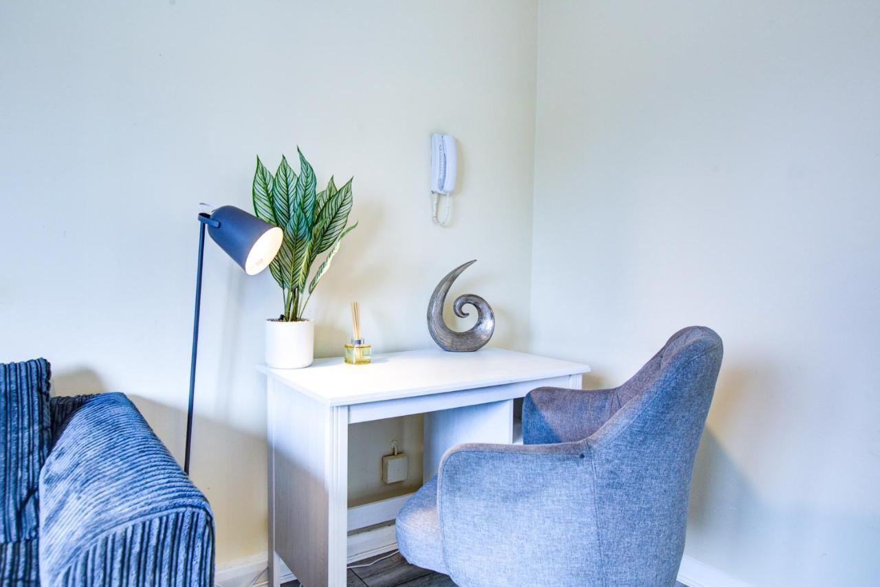 Spacious Urban Apartment In Croydon Eksteriør bilde