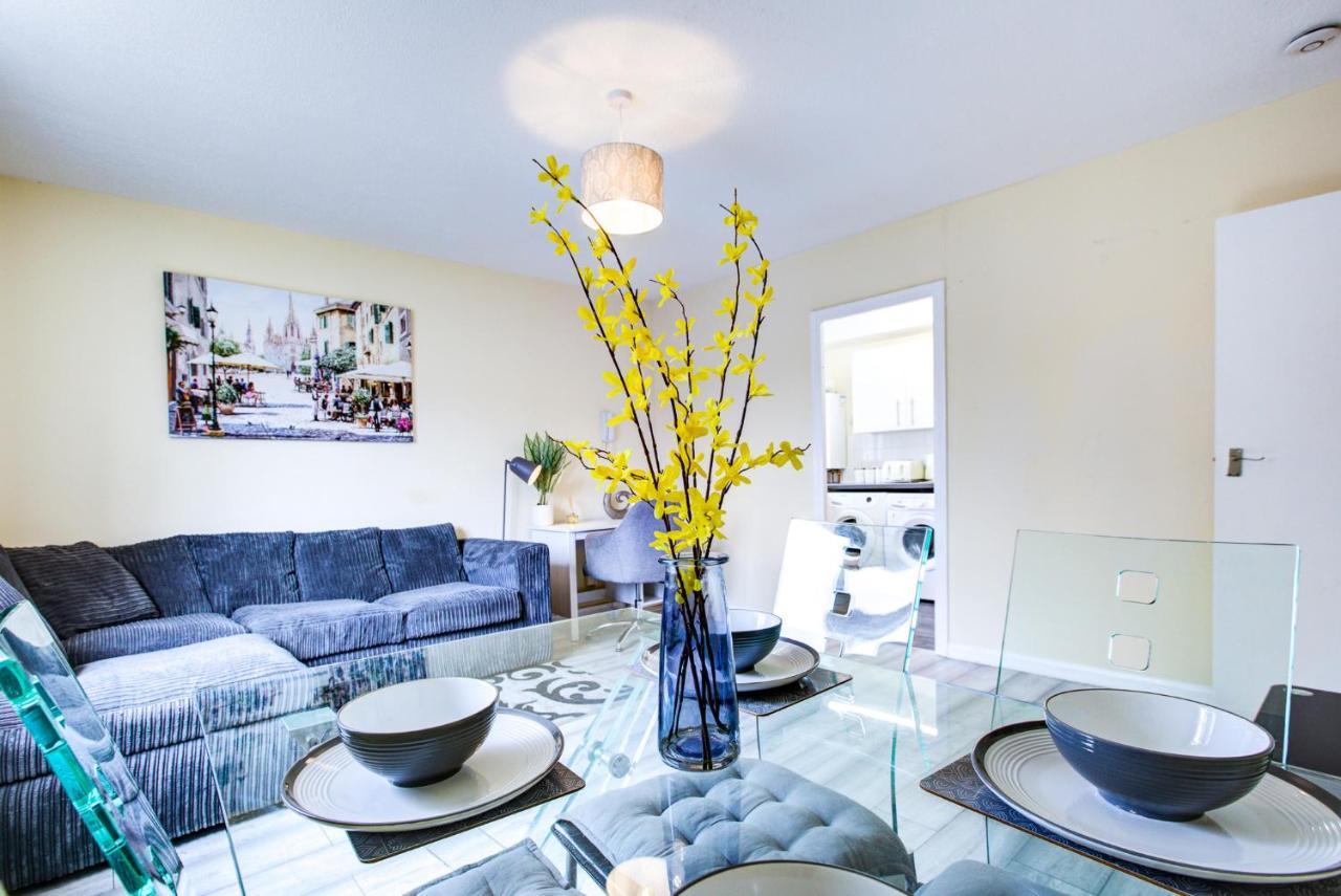 Spacious Urban Apartment In Croydon Eksteriør bilde