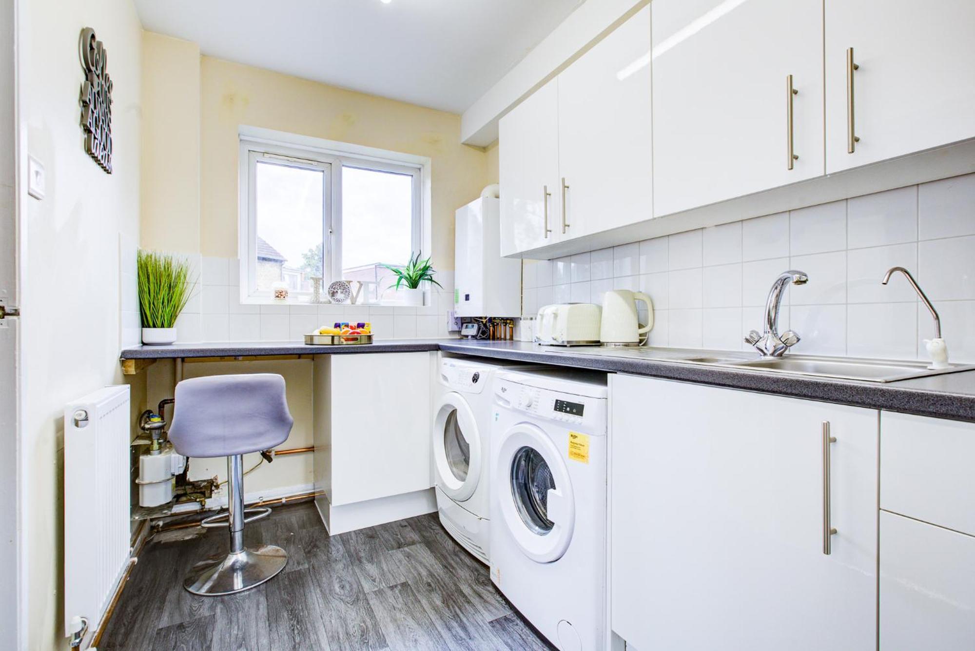 Spacious Urban Apartment In Croydon Eksteriør bilde
